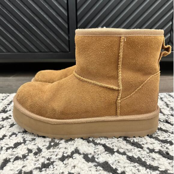 UGG Other - UGG Kids Classic Mini Platform Chestnut Boots Big Kid Size 6